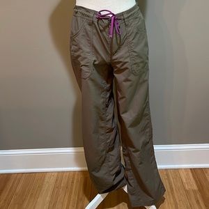 North Face Weatherproof Pants Women’s Size 6